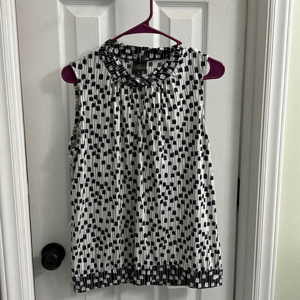 Worthibgton black and white work tank top